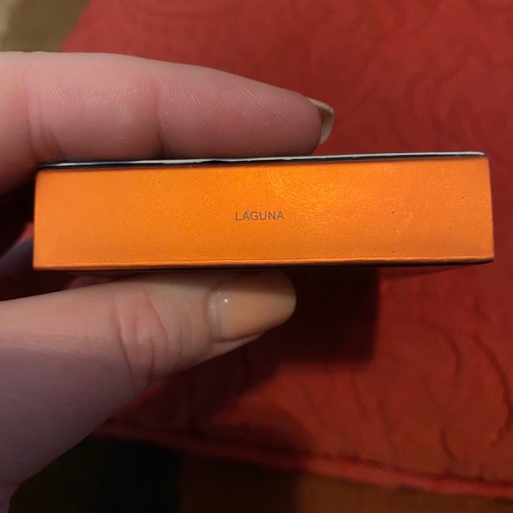 Bronzer - Picture 2 of 2